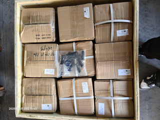 Bullone dell'aratro Caterpillar 4J9208