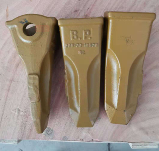  205-70-19570RC Denti della benna Komatsu PC200RC